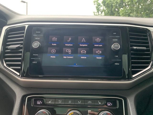 2022 Volkswagen Atlas Cross Sport 2.0T SE w/Technology