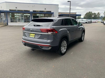 2022 Volkswagen Atlas Cross Sport 2.0T SE w/Technology