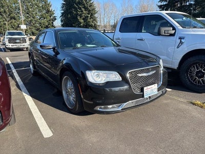 2017 Chrysler 300 C
