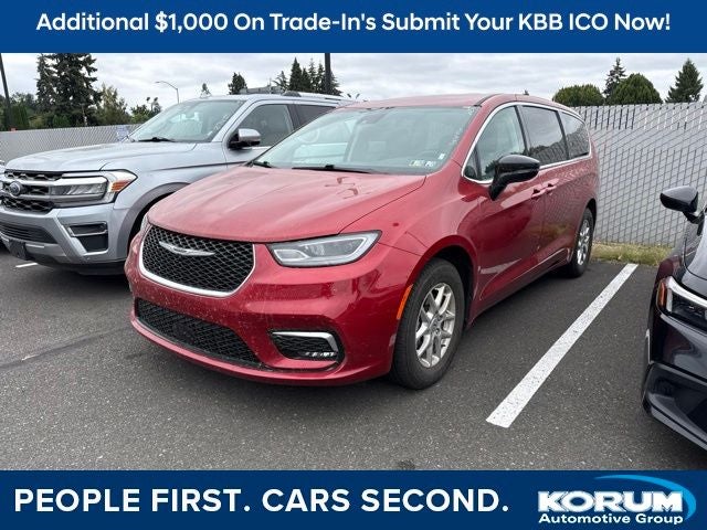 2024 Chrysler Pacifica Touring L