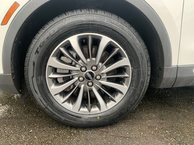 2022 Lincoln Nautilus Standard