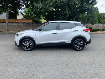 2020 Nissan Kicks S