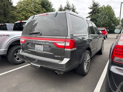 2015 Lincoln Navigator Base