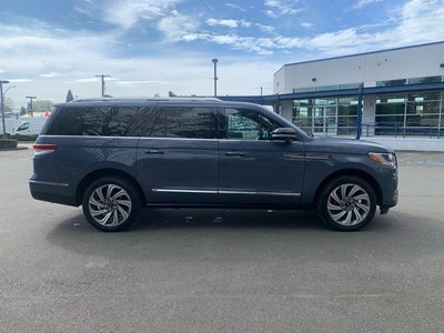 2023 Lincoln Navigator L Reserve