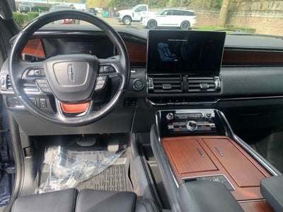 2023 Lincoln Navigator L Reserve