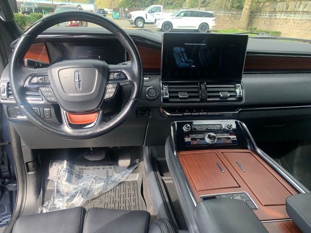 2023 Lincoln Navigator L Reserve