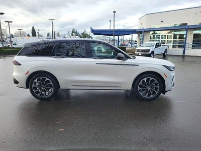 2024 Lincoln Nautilus Reserve