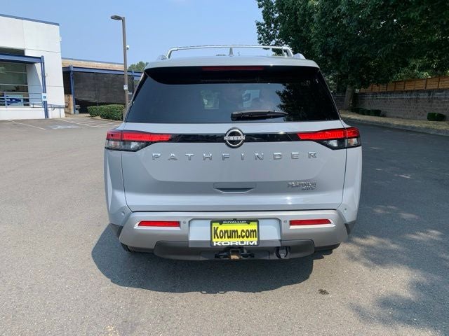 2022 Nissan Pathfinder Platinum