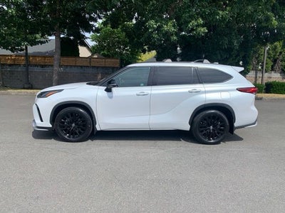 2023 Toyota Highlander XSE
