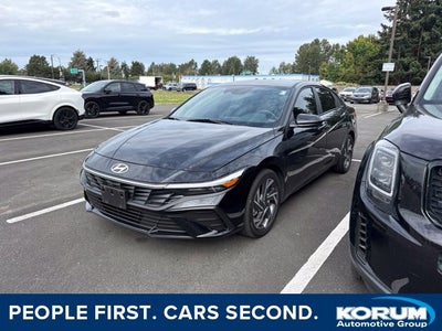 2025 Hyundai Elantra Hybrid SEL Sport