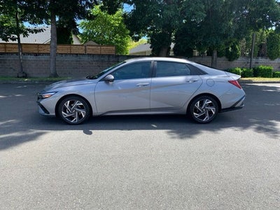 2024 Hyundai Elantra Limited