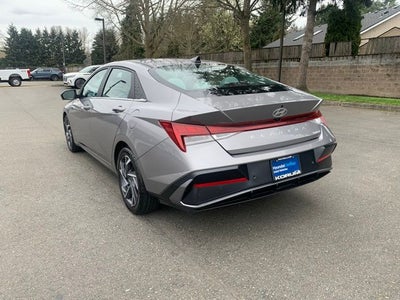2024 Hyundai Elantra Limited