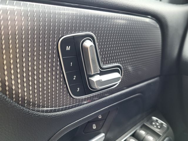 2021 Mercedes-Benz GLB GLB 250