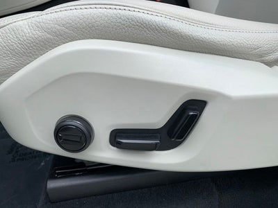 2021 Volvo XC90 T5 Momentum