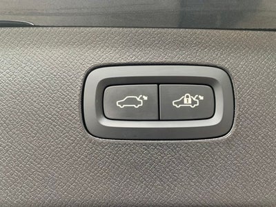 2021 Volvo XC90 T5 Momentum