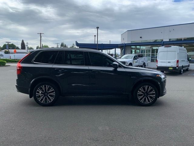 2021 Volvo XC90 T5 Momentum