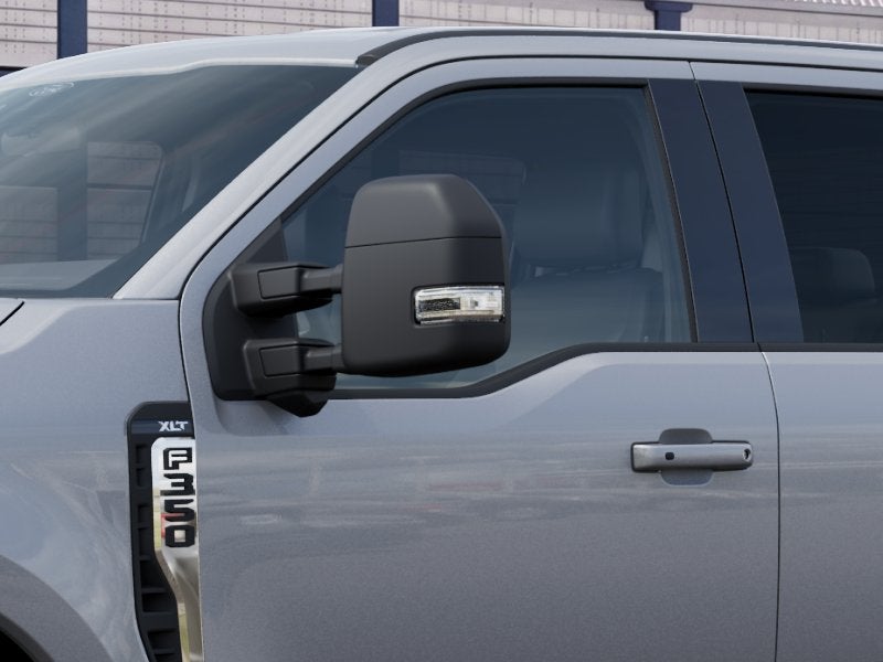 2027 Ford Super Duty F-350® XLT